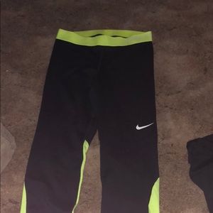 Nike Pro Dri-Fit Capris